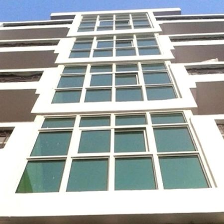 Charanpahari Hotel New Delhi Eksteriør bilde