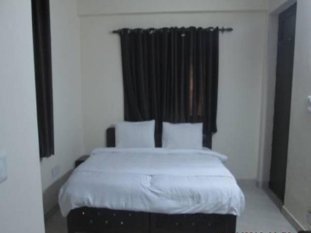 Charanpahari Hotel New Delhi Rom bilde