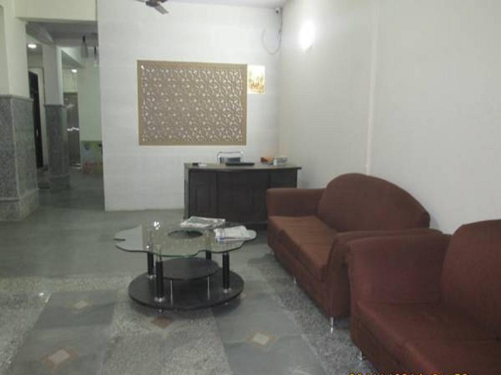 Charanpahari Hotel New Delhi Eksteriør bilde