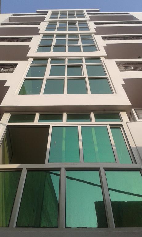 Charanpahari Hotel New Delhi Eksteriør bilde