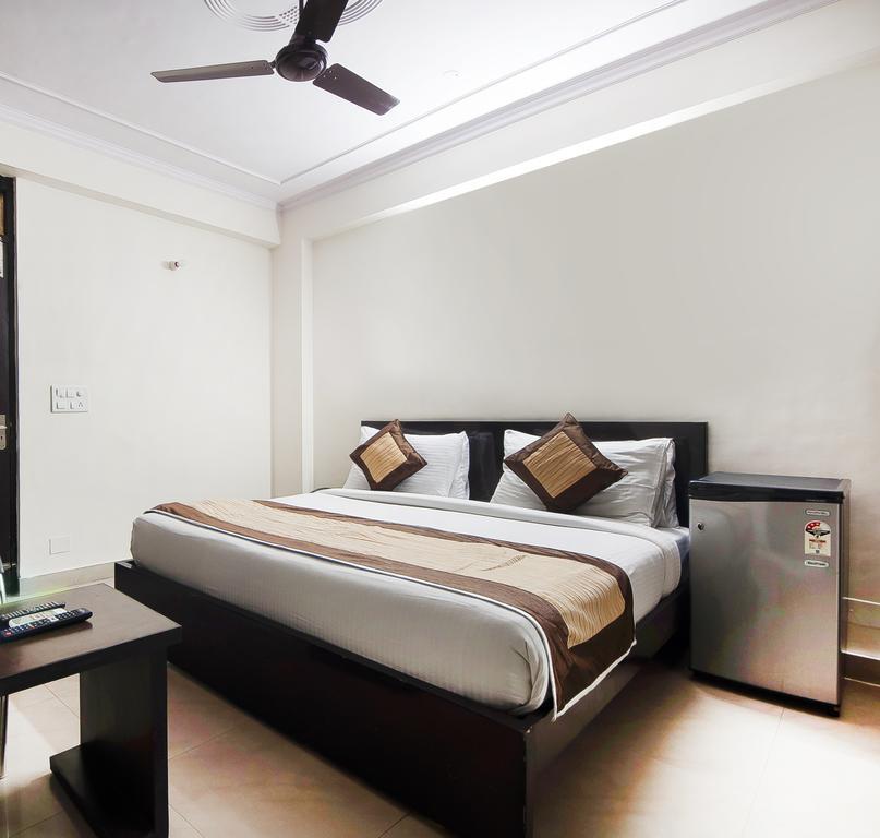 Charanpahari Hotel New Delhi Eksteriør bilde